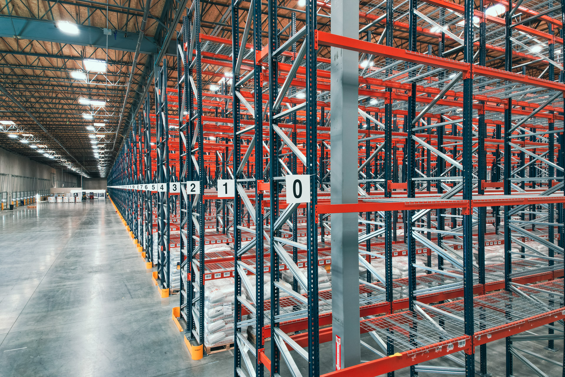 Industrial pallet racking warehouse in Omaha Nebraska